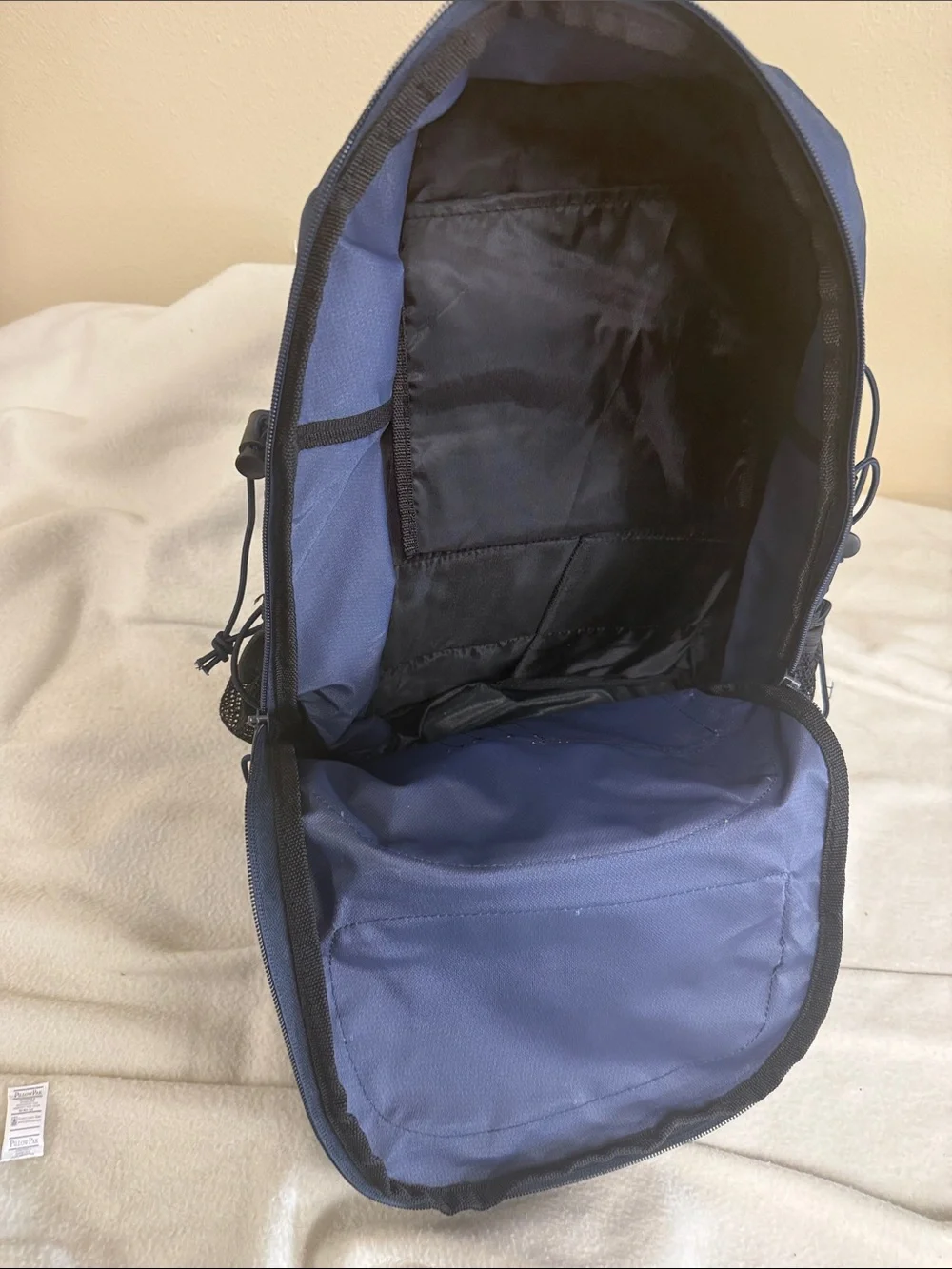 NY YANKEES!  Navy & White Pinstripe Backpack - Official Team Logo